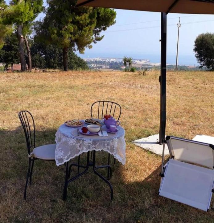La Collina Sul Mare Bed & Breakfast Marina Palmense Bagian luar foto